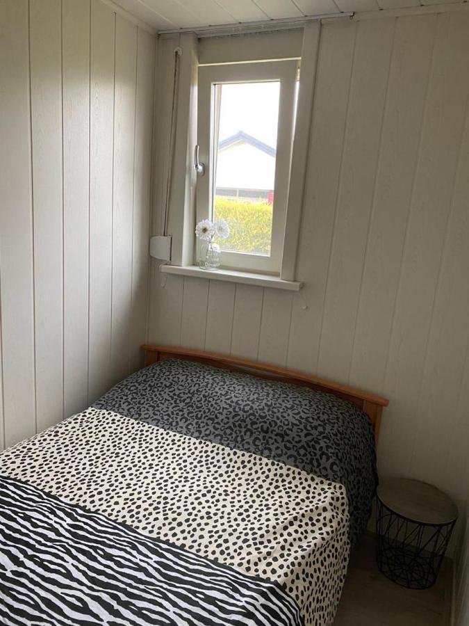 Bungalow Scheldezicht In Zeeland Dicht Bij Zee Scherpenisse Экстерьер фото