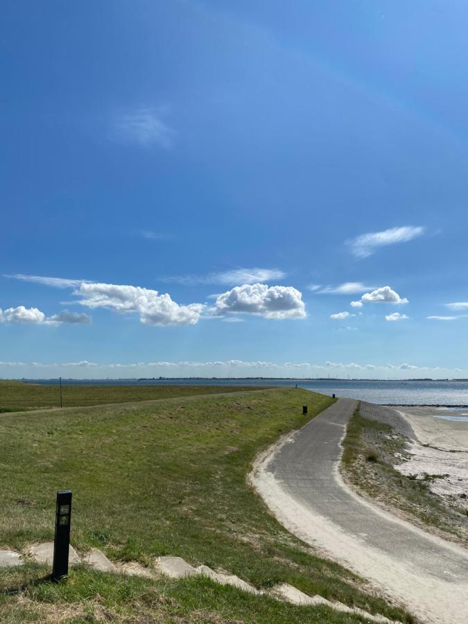 Bungalow Scheldezicht In Zeeland Dicht Bij Zee Scherpenisse Экстерьер фото